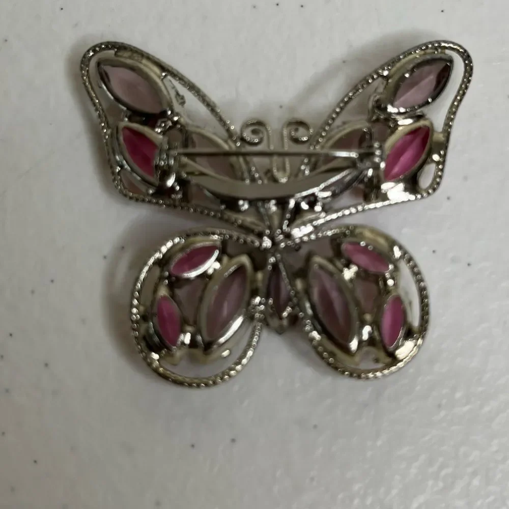 Vintage Butterfly Pin Brooch Silvertone Pink Purple Crystals Costume Jewelry